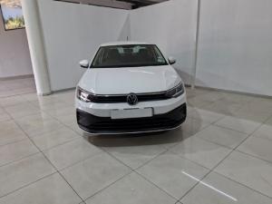 Volkswagen Polo sedan 1.6 manual - Image 4