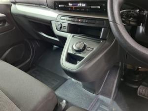 Opel Zafira Life 2.0TD Enjoy - Image 6