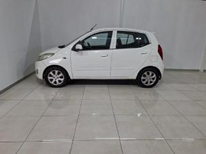 Hyundai i10 1.1 Motion - Image 2