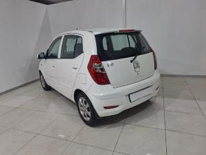 Hyundai i10 1.1 Motion - Image 3