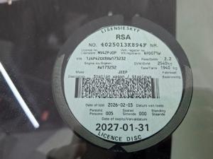 Jeep Cherokee 3.7L Sport - Image 11