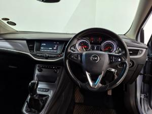 Opel Astra hatch 1.0T Enjoy - Image 12