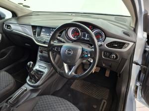 Opel Astra hatch 1.0T Enjoy - Image 14