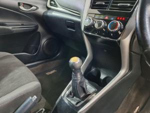 Toyota Yaris 1.5 Xs - Image 9