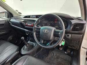 Toyota Hilux 2.4GD S (aircon) - Image 11