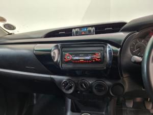 Toyota Hilux 2.4GD S (aircon) - Image 7