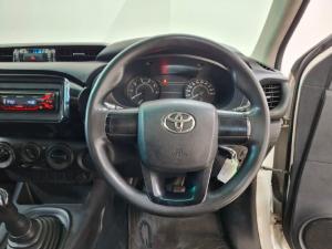 Toyota Hilux 2.4GD S (aircon) - Image 8
