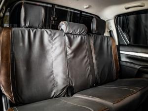 Toyota Hilux 2.4GD-6 double cab 4x4 Raider auto - Image 10