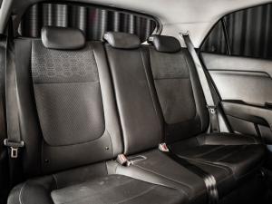 Kia Rio hatch 1.4 EX - Image 10