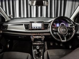 Kia Rio hatch 1.4 EX - Image 7