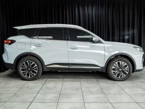 Chery Tiggo 7 1.5T CSH Plug-In Hybrid Plus - Image 4