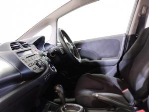 Honda Jazz hybrid - Image 14
