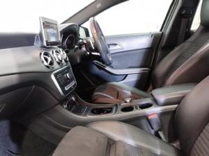 Mercedes-Benz GLA GLA200 auto - Image 14