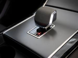 Land Rover Range Rover Velar D300 Dynamic HSE - Image 21