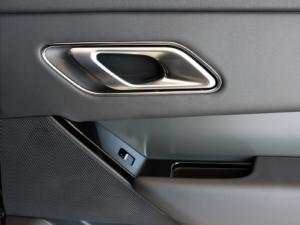 Land Rover Range Rover Velar D300 Dynamic HSE - Image 28
