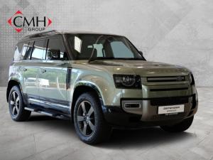 Land Rover Defender 110 D300 X-Dynamic HSE - Image 1
