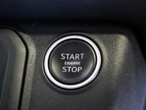 Land Rover Defender 110 D300 X-Dynamic HSE - Image 28