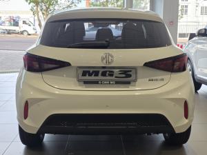 MG MG3 1.5 Comfort manual - Image 8