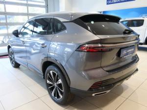 MG HS 2.0T Luxury - Image 13