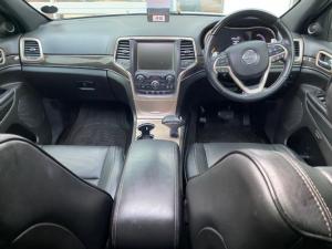 Jeep Grand Cherokee 3.6L Overland - Image 6