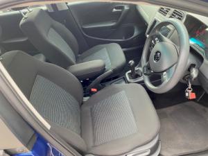 Volkswagen Polo Vivo hatch 1.4 Comfortline - Image 7