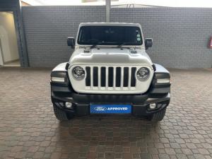Jeep Wrangler Unlimited 3.6 Sport - Image 2