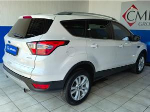 Ford Kuga 1.5T Ambiente auto - Image 4
