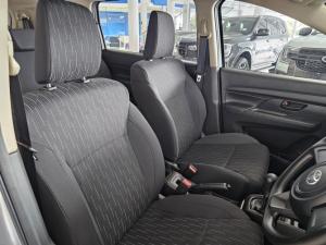 Toyota Rumion 1.5 S - Image 10