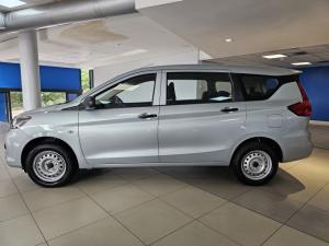 Toyota Rumion 1.5 S - Image 3