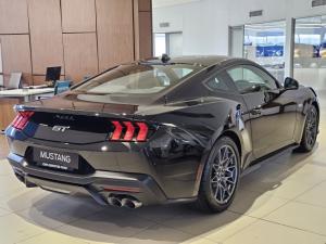 Ford Mustang 5.0 GT fastback - Image 4
