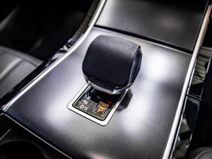 Land Rover Range Rover Evoque D200 R-Dynamic SE - Image 20