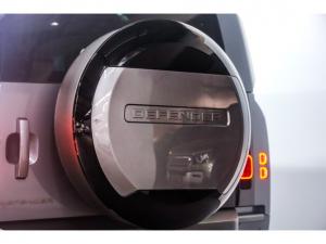 Land Rover Defender 110 D300 X-Dynamic HSE - Image 10
