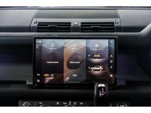 Land Rover Defender 110 D300 X-Dynamic HSE - Image 14