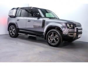 Land Rover Defender 110 D300 X-Dynamic HSE - Image 2