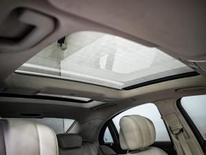 Mercedes-Benz S-Class S500 - Image 22