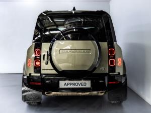 Land Rover Defender 110 D300 X-Dynamic HSE - Image 6