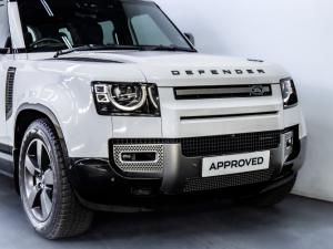 Land Rover Defender 110 D300 X-Dynamic SE - Image 3