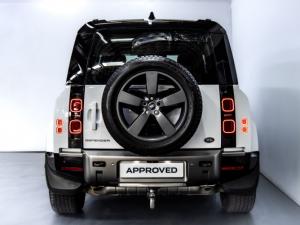 Land Rover Defender 110 D300 X-Dynamic SE - Image 6