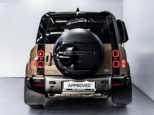 Land Rover Defender 110 D300 X-Dynamic HSE - Image 6