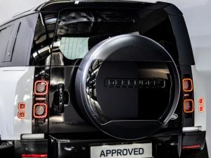 Land Rover Defender 110 V8 - Image 10