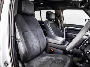 Land Rover Defender 110 V8 - Image 14