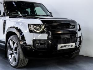 Land Rover Defender 110 V8 - Image 3