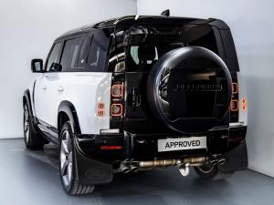 Land Rover Defender 110 V8 - Image 8