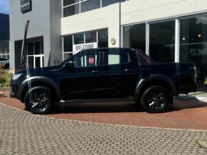 Isuzu D-Max 3.0TD double cab V-Cross - Image 2