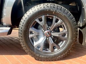 Isuzu D-Max 3.0TD double cab V-Cross - Image 8