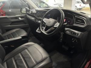 Volkswagen Caravelle 2.0BiTDI Highline 4Motion - Image 11