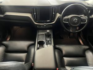 Volvo XC60 B5 Momentum - Image 5
