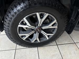 Isuzu D-Max 3.0TD double cab LSE (No Radar) - Image 10