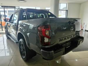 Nissan Navara 2.5DDTi double cab Stealth 4x4 - Image 2
