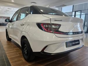 Hyundai Grand i10 1.2 Executive sedan manual - Image 9